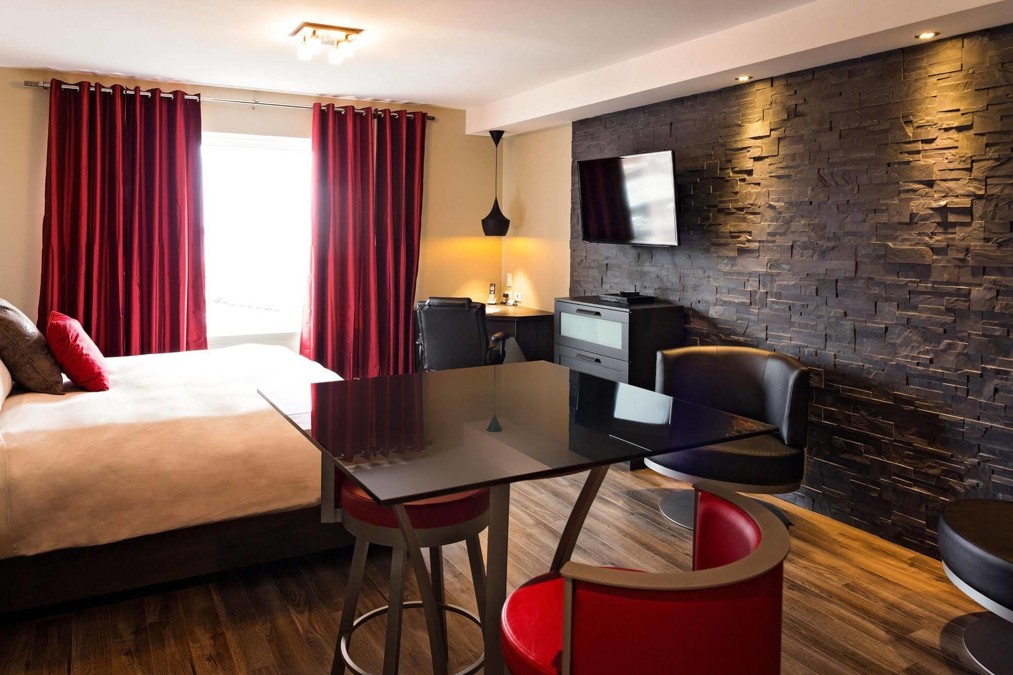 Hotel Saint-Germain Rimouski Esterno foto
