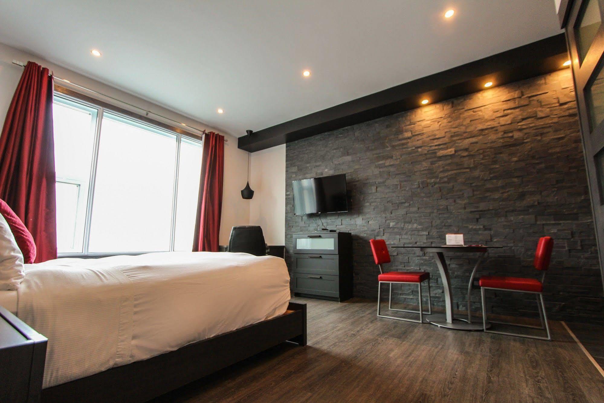 Hotel Saint-Germain Rimouski Esterno foto
