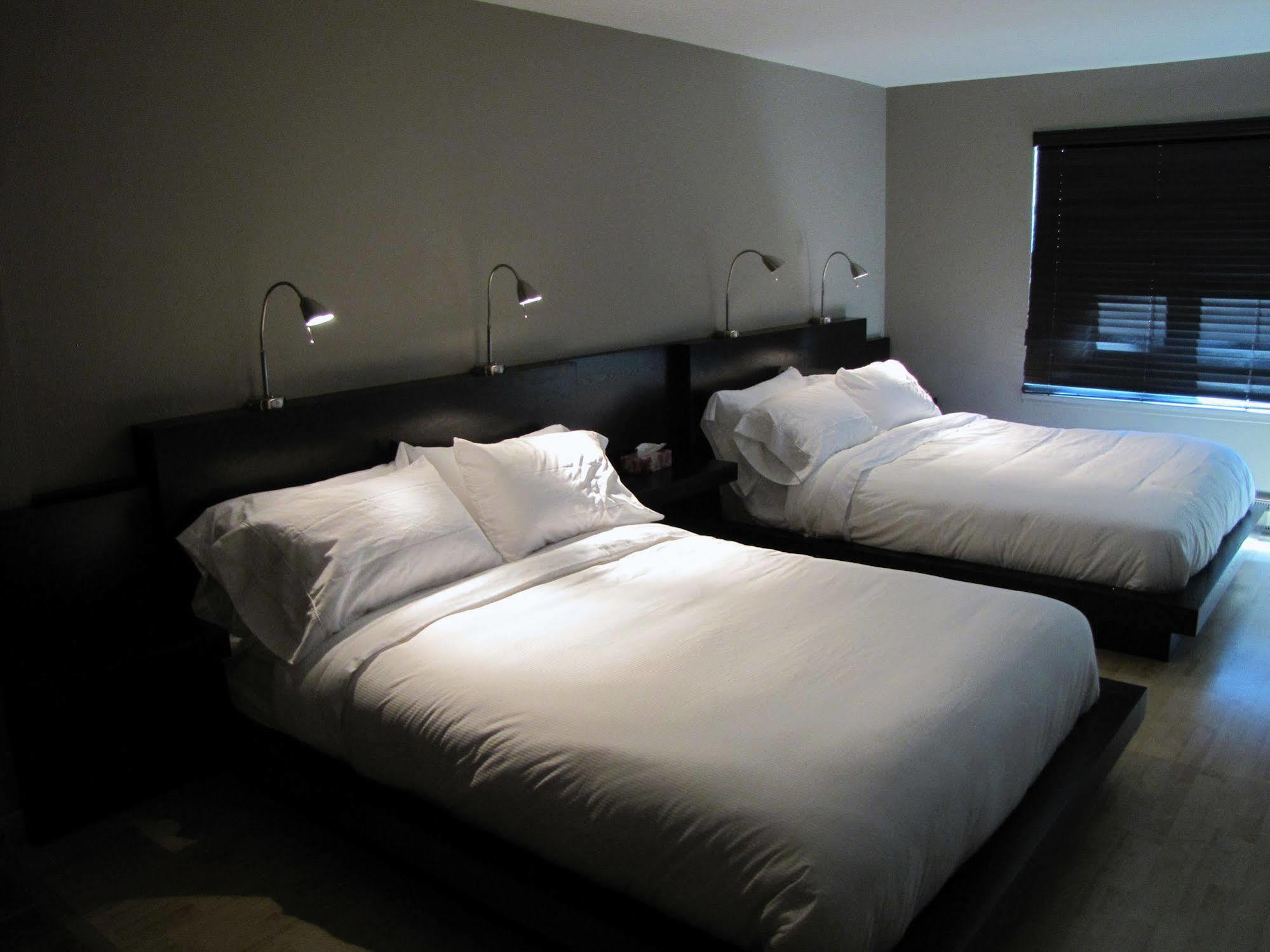 Hotel Saint-Germain Rimouski Esterno foto