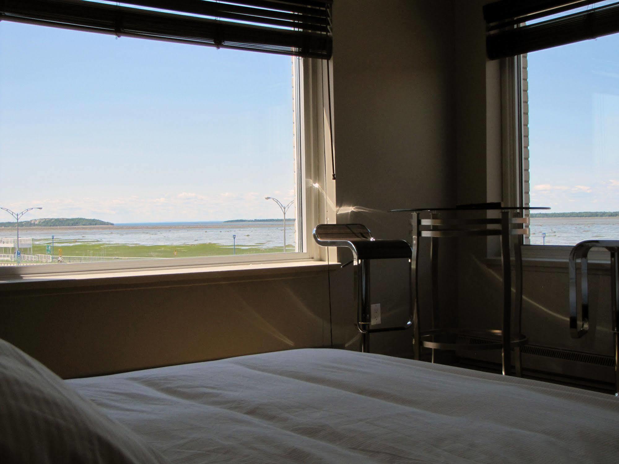 Hotel Saint-Germain Rimouski Esterno foto